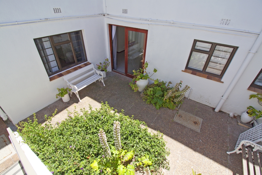 2 Bedroom Property for Sale in Fish Hoek Western Cape